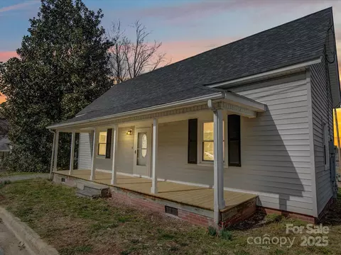 704 Mill St, Albemarle, NC 28001
