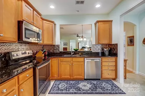 2036 Hudson Ln, Fort Mill, SC 29707 photo 10