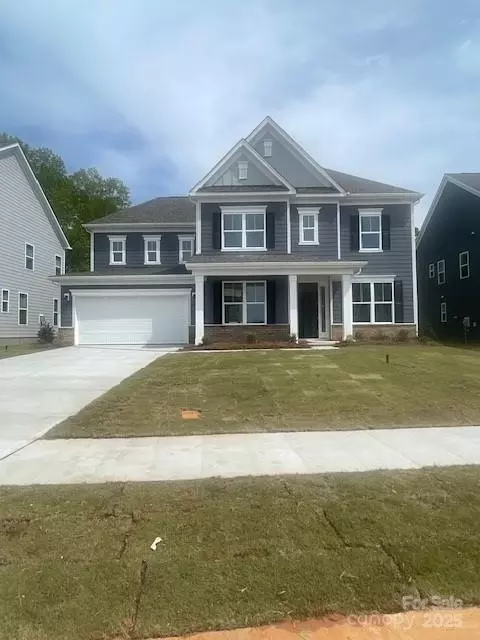 138 Nicholson Ln, Mooresville, NC 28115
