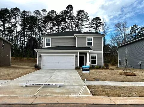 1411 Windy Park Dr, Stanley, NC 28164