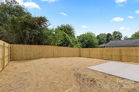 425 Messner St, Salisbury, NC 28144 photo 4