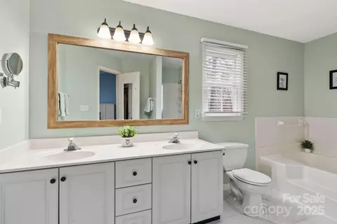 401 Silver Maple Ct, Fletcher, NC 28732 photo 17