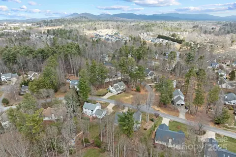 401 Silver Maple Ct, Fletcher, NC 28732 photo 32