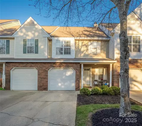 4507 Antelope Ln, Charlotte, NC 28269