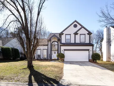 13807 Queenswater Ln, Charlotte, NC 28273