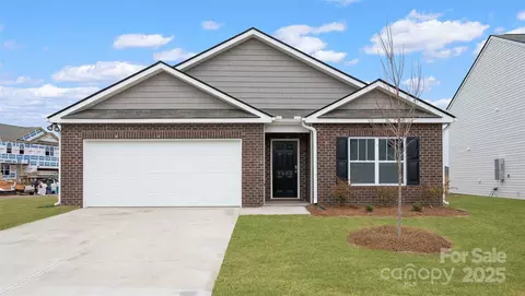 1117 Foxberry Ln, Maiden, NC 28650