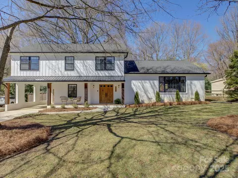 1225 Braeburn Rd, Charlotte, NC 28211