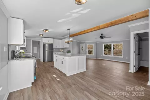 1254 Raxter Rd, Edgemoor, SC 29712