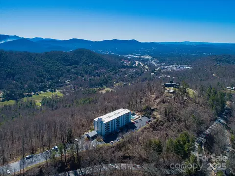 647 Town Mountain 106 Rd #106, Asheville, NC 28804