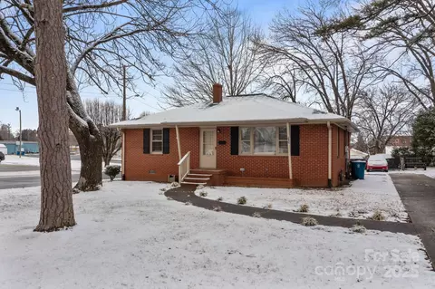 1401 Walker St, Salisbury, NC 28144 photo 2