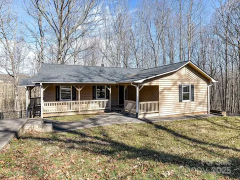 2974 Jenkins Rd, Lincolnton, NC 28092
