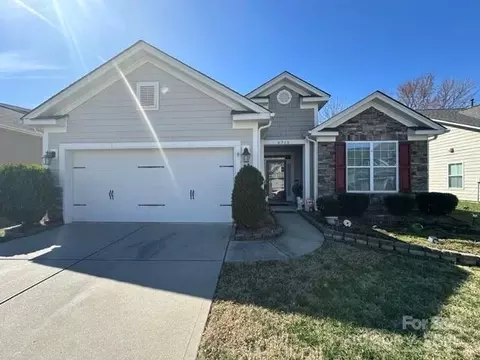 6719 Eastfield Park Dr, Charlotte, NC 28269