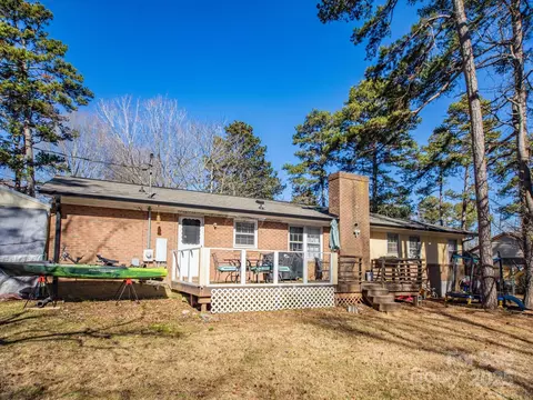 Exterior - 4455 Hampton Rd, Salisbury, NC 28144 photo 7 of 10