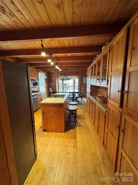 285 Fox Cove S Rd S, Boone, NC 28607 photo 17