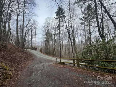 285 Fox Cove S Rd S, Boone, NC 28607 photo 5