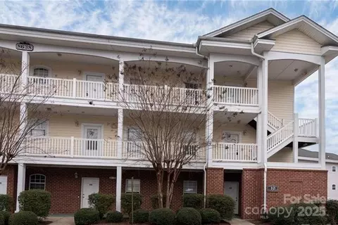 8668 Coralbell 10 Ln #10, Charlotte, NC 28213