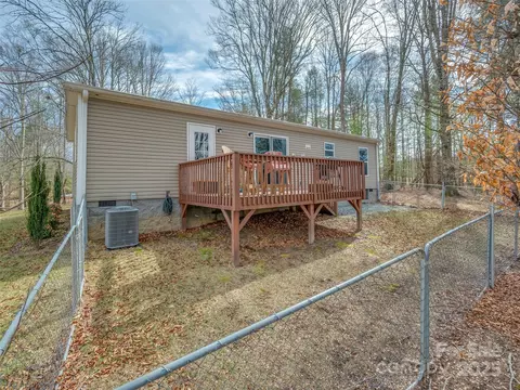 Exterior - 105 Eade Rd, Etowah, NC 28729 photo 2 of 3