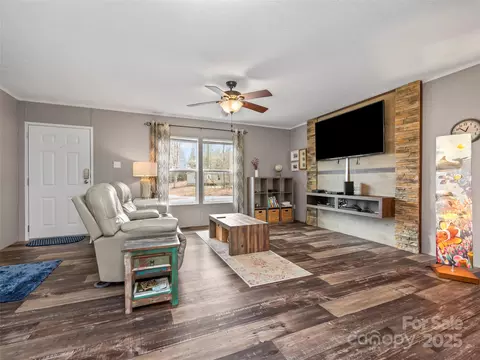 Living - 105 Eade Rd, Etowah, NC 28729 photo 2 of 4