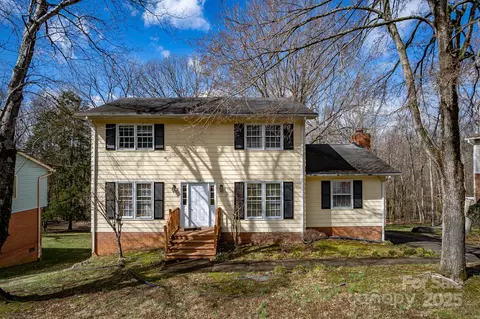 7708 Ritter Dr, Charlotte, NC 28270