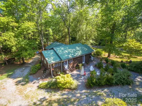 142 County Line S Rd S, Rutherfordton, NC 28139