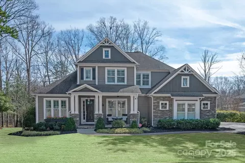 2144 Tatton Hall Rd, Fort Mill, SC 29715