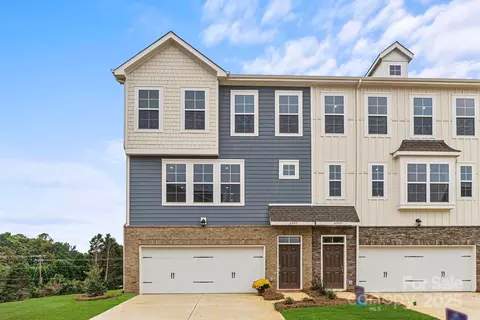 4407 Reed Creek Dr, Sherrills Ford, NC 28673
