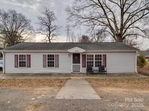 709 High St, Albemarle, NC 28001