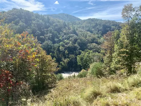 3641 French Broad 5 Pkwy #5, Marshall, NC 28753