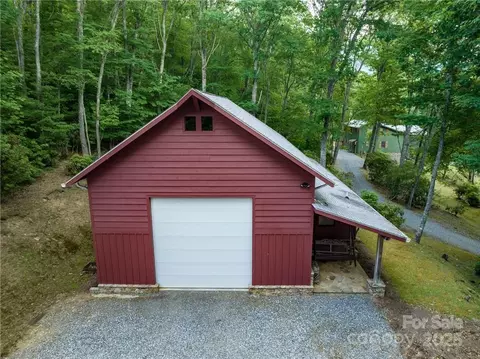 Exterior - 167 Bold Springs Rd, Sylva, NC 28779 photo 9 of 12