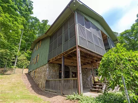 Exterior - 167 Bold Springs Rd, Sylva, NC 28779 photo 2 of 12