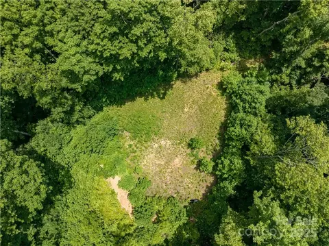 3168 Parris Branch 16 Def Rd #16 D,E,F, Sylva, NC 28779