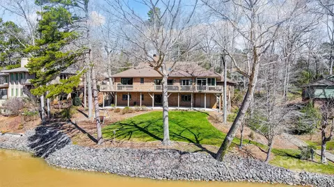 11 Courageous St, Lake Wylie, SC 29710