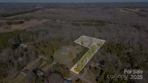 1380 Old Puckett Pl, York, SC 29745