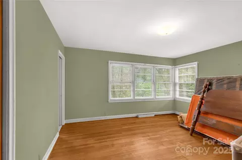 Bedroom - 906 Forest Dr, Lancaster, SC 29720 photo 6 of 7