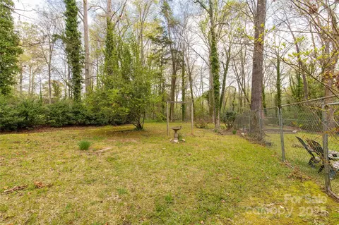 Exterior - 906 Forest Dr, Lancaster, SC 29720 photo 4 of 8