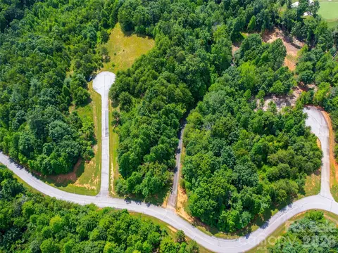 View/Area - 142 Elkton Ct, Mill Spring, NC 28756 photo 3 of 6