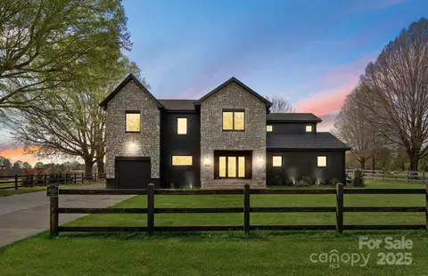 1575 Shinnville Rd, Cleveland, NC 27013