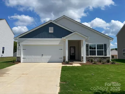 3527 Clover Valley Dr, Gastonia, NC 28052
