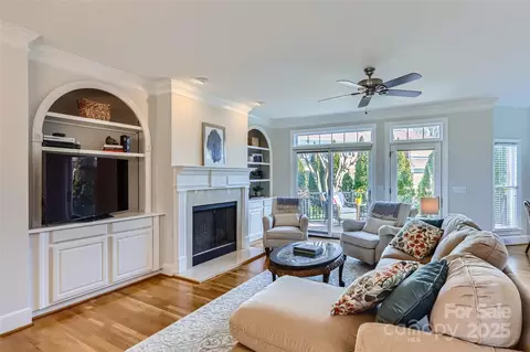 16212 Walcot Ln, Cornelius, NC 28031 photo 9