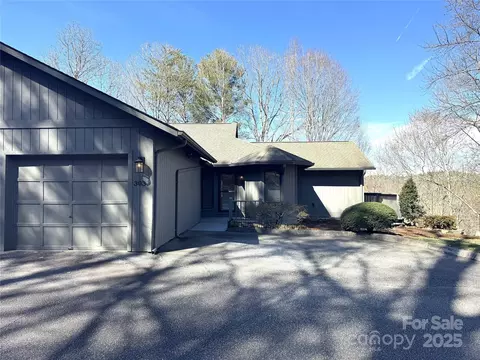 303 Liberty Trl, Morganton, NC 28655