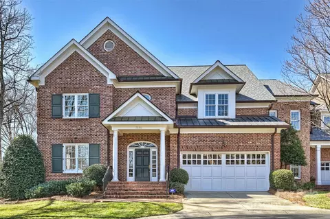 4930 Park Phillips Ct, Charlotte, NC 28210