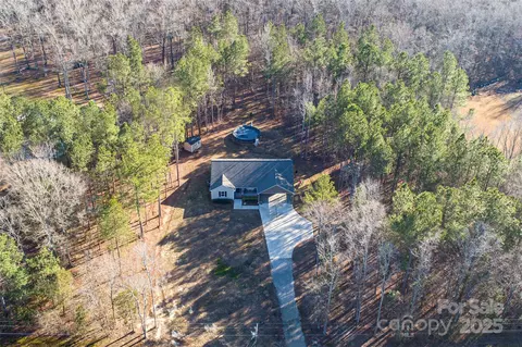 3734 Cimmeron Rd, Lancaster, SC 29720
