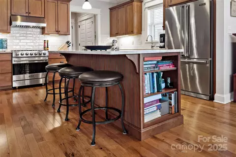 Kitchen - 22 Stills Creek Loop, Fairview, NC 28730 photo 5 of 7