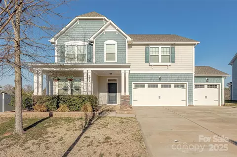 5024 Grace View Dr, Pineville, NC 28134
