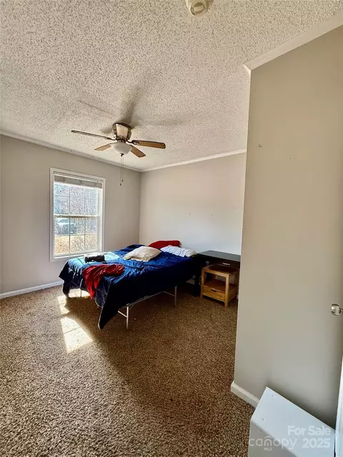 Bedroom - 191 Ashford Dr, Olin, NC 28660 photo 5 of 6
