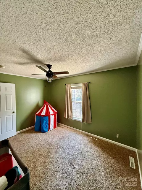 Bedroom - 191 Ashford Dr, Olin, NC 28660 photo 4 of 6