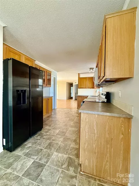Kitchen - 191 Ashford Dr, Olin, NC 28660 photo 3 of 3