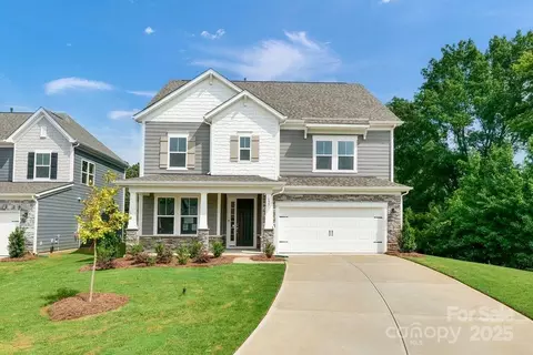 177 Glenn Dr, Mooresville, NC 28115