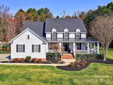 8817 Kerns Meadow Ln, Huntersville, NC 28078
