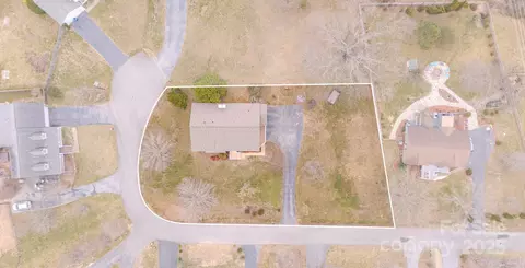 17 Mallory Meadows Ct, Arden, NC 28704